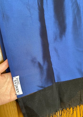 Armine marka lacivert şal - Görsel 2