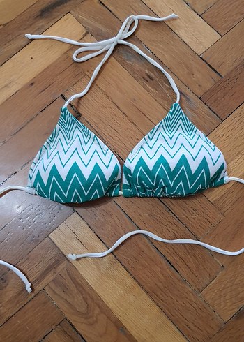 Bikini Üstü