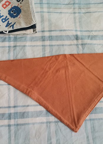 Renkli Baskılı Bebek Önlüğü yakalık - Görsel 3