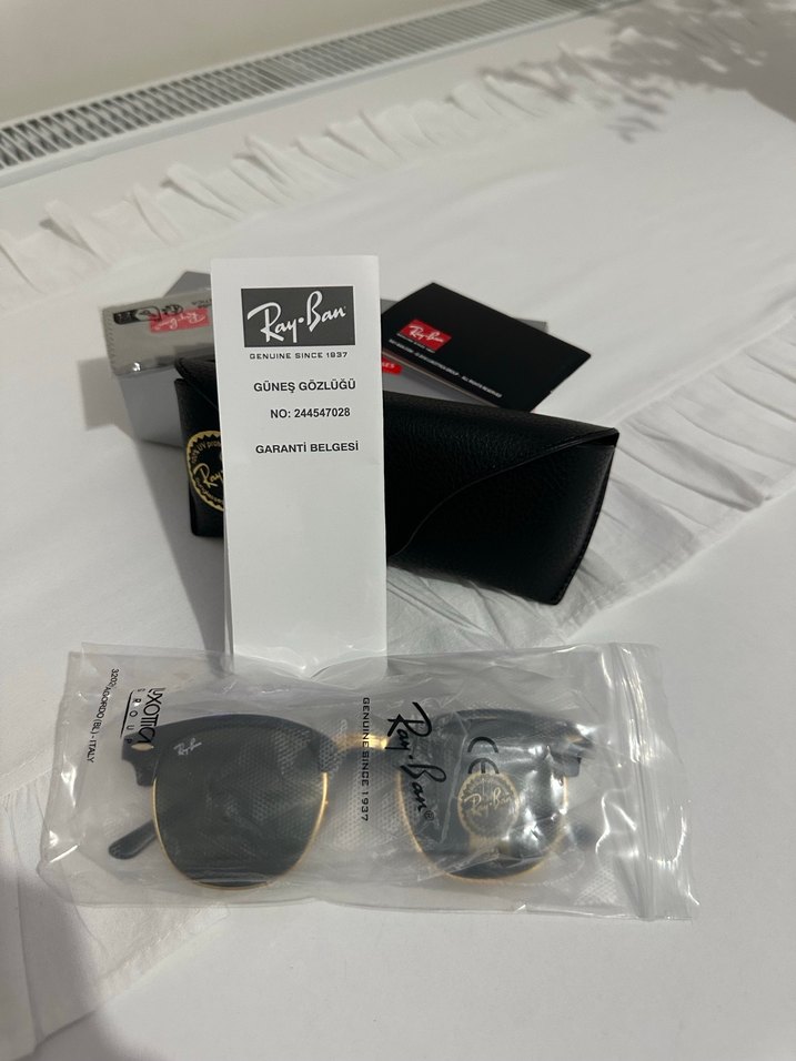 Siyah Ray-Ban Klasik Kadın Gözlüğü - Görsel 2