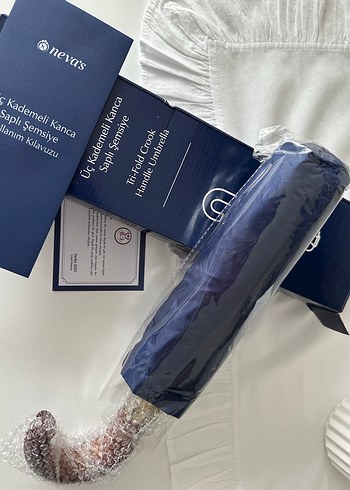 Lacivert Baskılı Üç Kademeli Saplı Şemsiye - Görsel 3