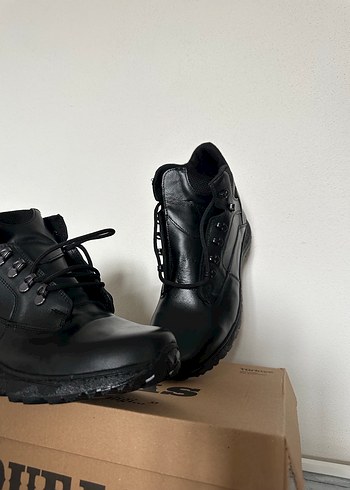 Bağcıklı Erkek  Bot - Görsel 4