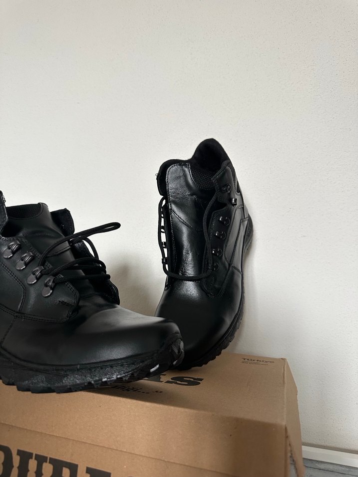 Bağcıklı Erkek  Bot - Görsel 4