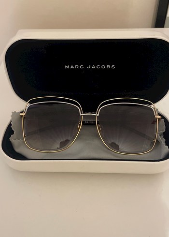 Marc Jacobs Seffaf Bej Kadin Gunes Gozlugu