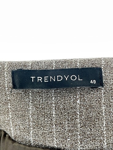 40 Beden kahverengi Renk Trendyol & Milla Blazer %70 İndirimli.