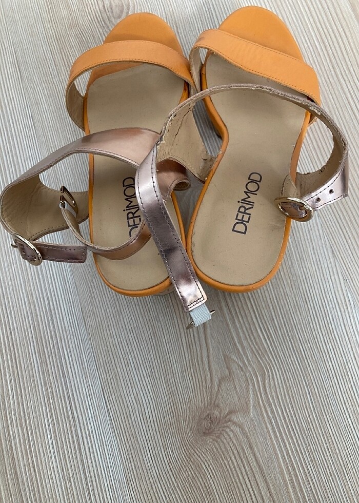 Topuklu ayakkabı - Görsel 2