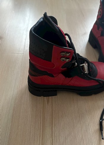 İlvi marka Kadın Bot - Görsel 2