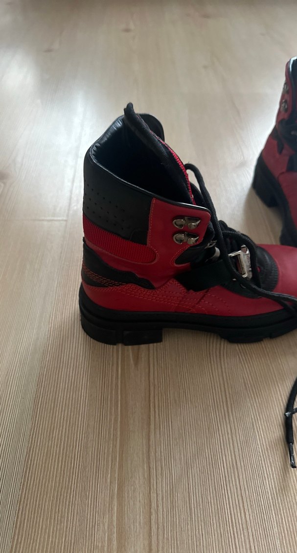 İlvi marka Kadın Bot - Görsel 2