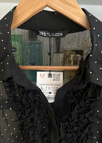 Zara marka Düğmeli Siyah parlak taş puantiyeli Uzun Kollu Gömlek - Görsel 2