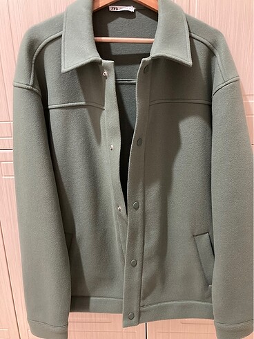 Zara haki çıtçıtlı erkek kaban