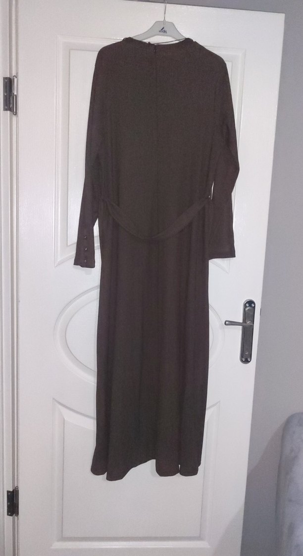 kahve Uzun Kollu Kemerli Uzun Elbise - Görsel 5