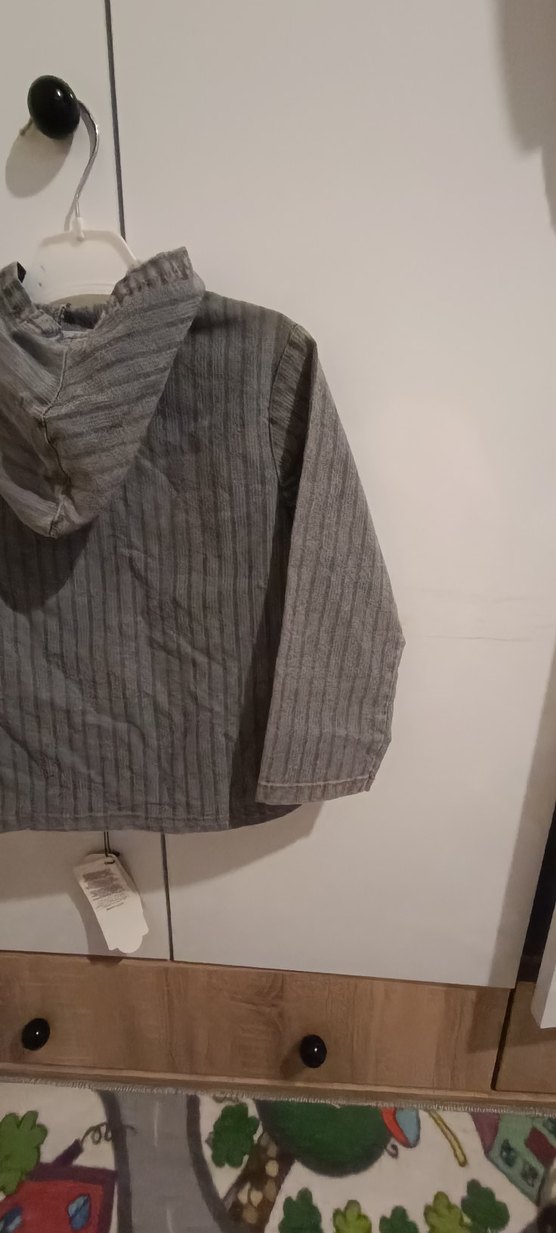 Kapüşonlu Gri Erkek Çocuk Kot Ceket - Görsel 4