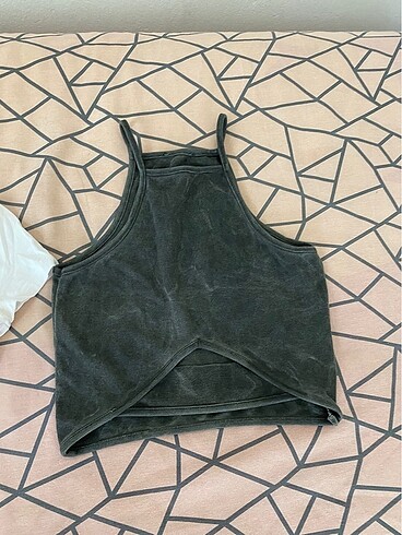 Halter yaka crop