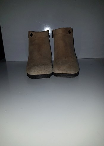 Diğer Bej Süet Kadın Dolgu Topuk Bot
