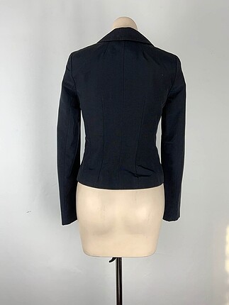 H&M H&M Blazer %70 İndirimli.