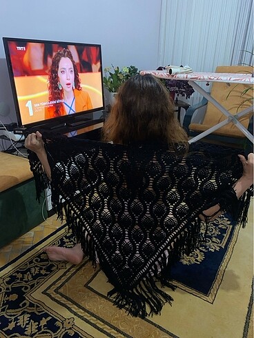 Siyah şık şal