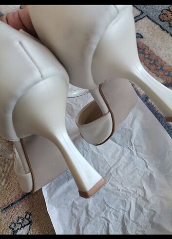 40 Beden Stiletto