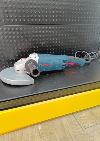 Bosch 230 mm Profesyonel Avuç Taşlama Makinesi