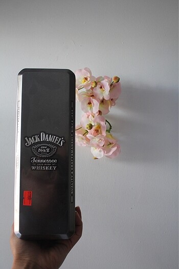 Diğer Jack Daniels Kutu