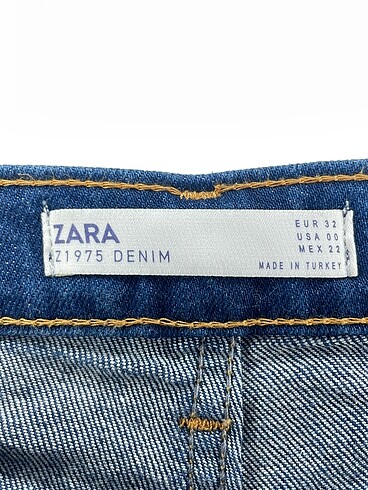 32 Beden lacivert Renk Zara Jean / Kot %70 İndirimli.