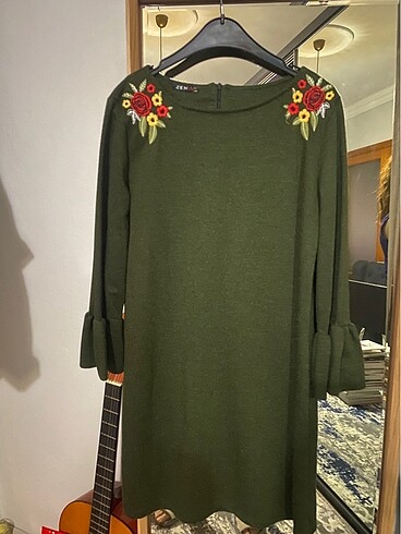Yeşil elbise