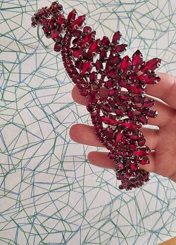 Beden bordo Renk Kına tacı