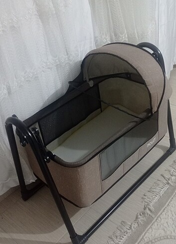 Anne yani sallanır portatif beşik