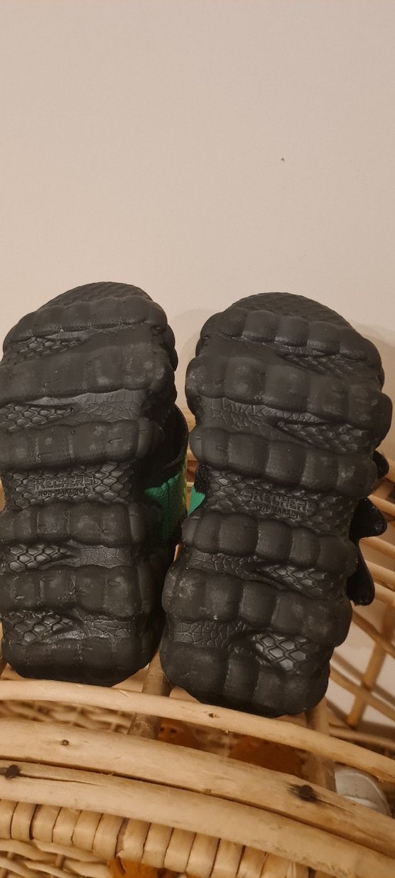 Skechers spor ayakkabı - Görsel 2