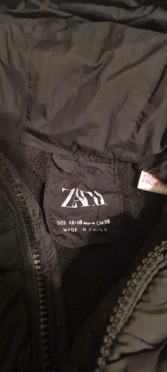 Zara Çocuk Siyah Kapüşonlu Fermuarlı Mont - Görsel 3