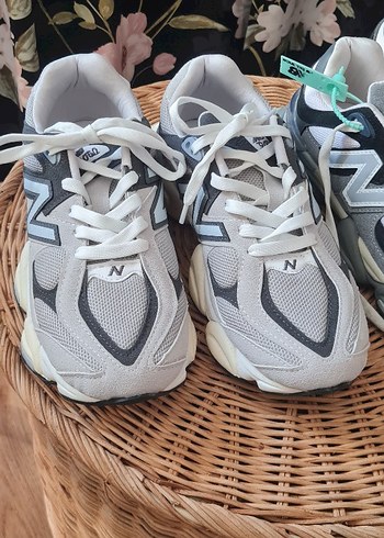 New Balance ve Ugg - Görsel 9