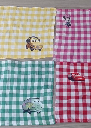 Çocuklar İçin Renkli Kareli beslenme örtüsü - Görsel 2