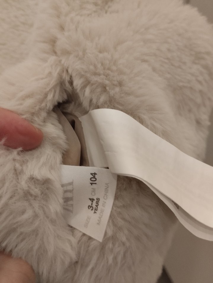 Çift Taraflı Kız Çocuk Beyaz Kürklü Yelek - Görsel 4