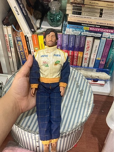 Diğer opet konuşan mike bebek
