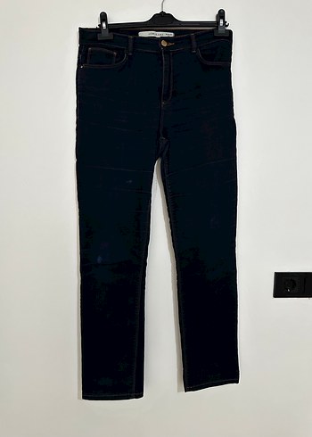 LC Waikiki Koyu Lacivert Dar Kesim Jean