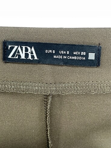 s Beden yeşil Renk Zara Düz Kesim %70 İndirimli.