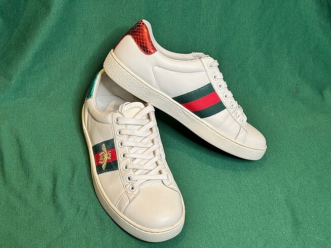 37 Beden beyaz Renk Gucci orijinal ayakkabı