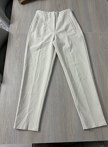 Zara Zara kumaş pantolon
