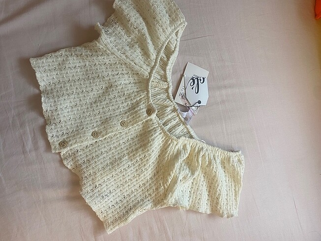 Koton crop
