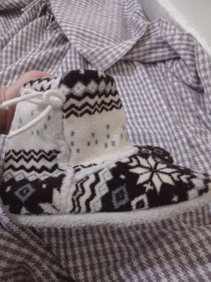 Kız-Erkek Çocuk Örgü Sıcak Ev Terliği - Görsel 3