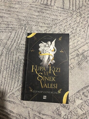 Kupa kızı ve sinek valesi