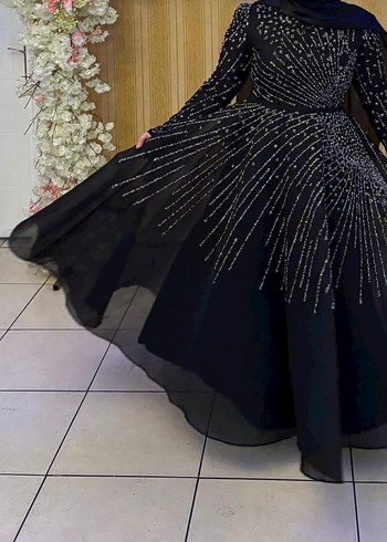 Diğer Siyah Prenses model Uzun Kollu İşlemeli Tesettür Abiye Elbise