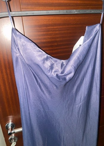 Lacivert Uzun Saten Kadın Etek - Görsel 4