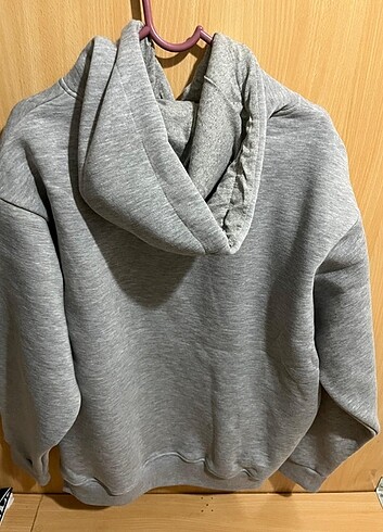 Diğer İçi polarlı sweat. Açık gri renginde.
