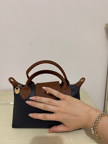  Beden lacivert Renk Longchamp lacivert el/askılı kol çantası
