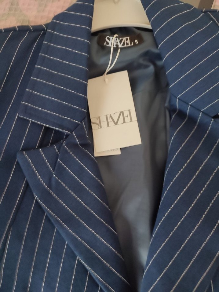 Düğmeli Lacivert Çizgili pantolonlu Kadın takım - Görsel 2