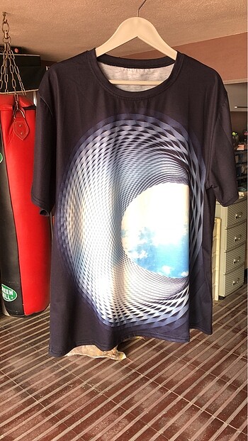3D T-shirt