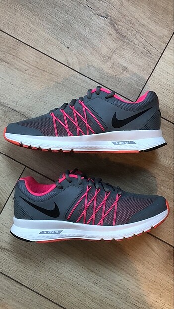 NİKE Air (38.5) Hatasız