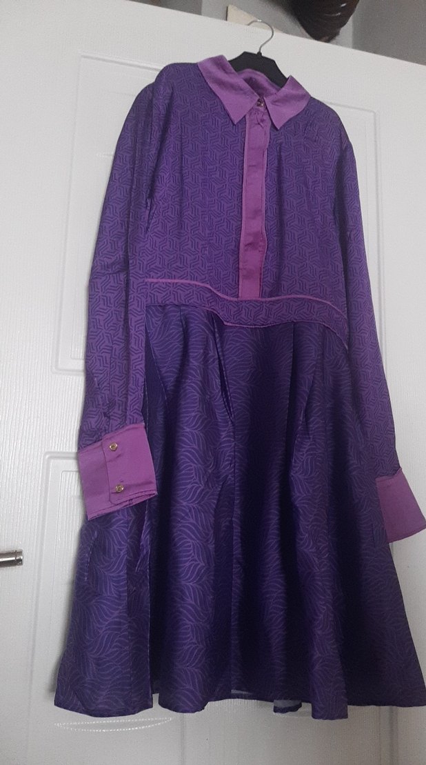 Düğmeli Morkız çocuk Uzun Elbise - Görsel 2