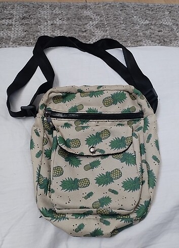 Ananas Desenli Çanta