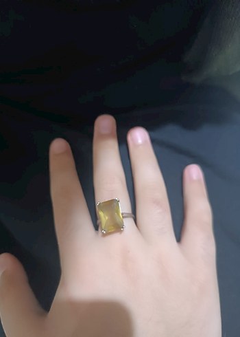 Zara İnce Bej Renkli Kadın Yüzüğü